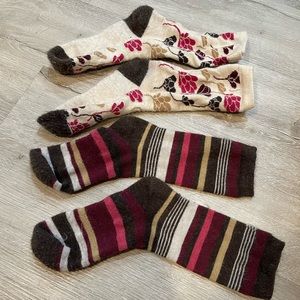 Womens socks 2 pair